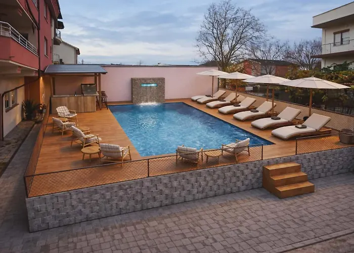 Villa & Apartments Antigona